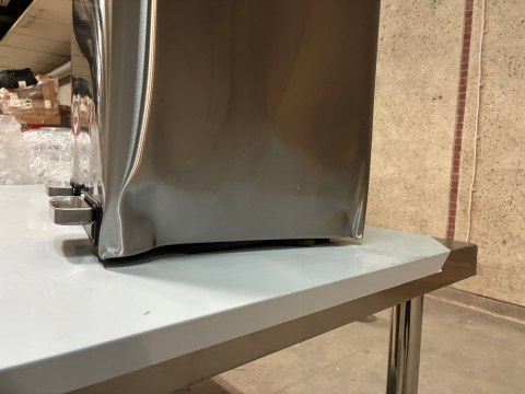 Kosz na śmieci 2x30L SONGMICS pedałowy z wiadrami - wgniecenie z tyłu